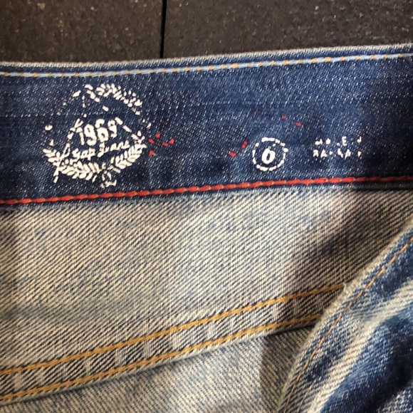 Gap 1969 Denim Cut Off Shorts Size 6 - Picture 4 of 9